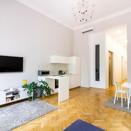 Luxury Lisbeth Apartman Budapest Exterior foto