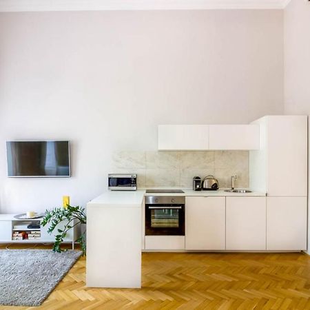 Luxury Lisbeth Apartman Budapest Exterior foto