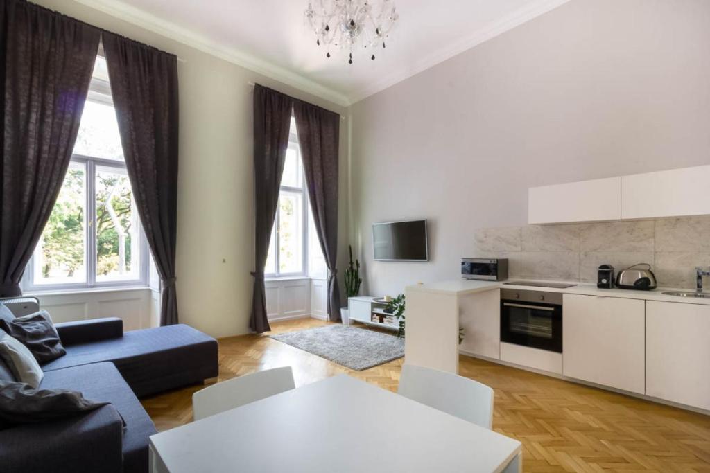 Luxury Lisbeth Apartman Budapest Exterior foto